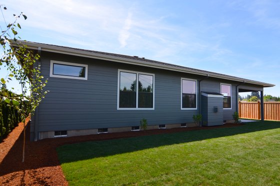 Photo 3 for Prairie House Plan #124-1065 - 3 bed, 2 bath