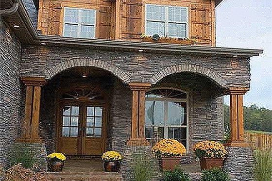 Photo 8 for Craftsman House Plan #17-2131 - 4 bed, 3 bath