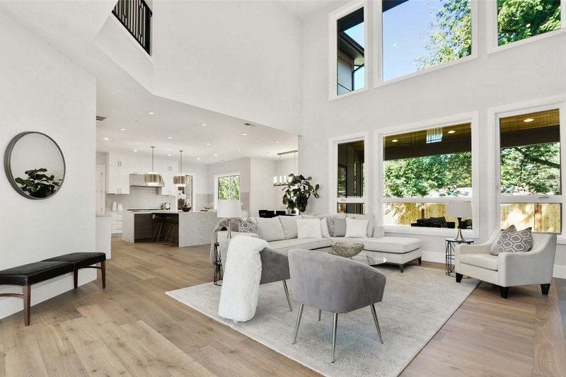 Home Plan - Interior - Family Room 1 for Craftsman House Plan #1066-223 - 4 bed, 4.5 bath