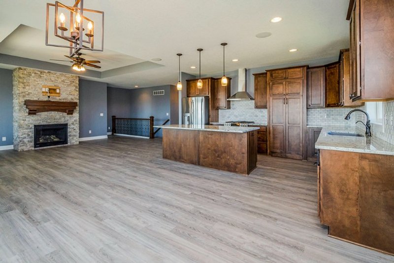 House Blueprint - Interior - Family Room for Traditional House Plan #70-1550 - 4 bed, 3 bath