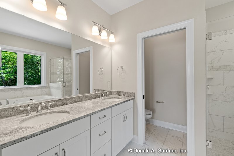 Home Plan - Interior - Master Bathroom for Traditional House Plan #929-910 - 3 bed, 2.5 bath