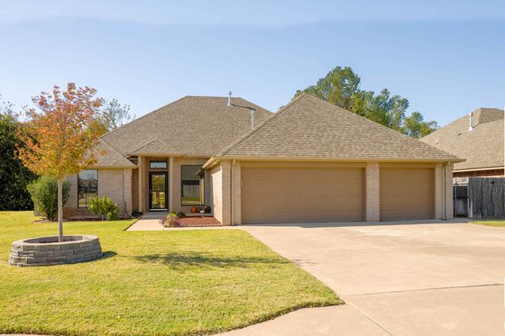 Exterior - Front Elevation for Traditional House Plan #65-487 - 3 bed, 2 bath