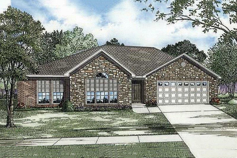 Traditional Style House Plan - 3 Beds 2 Baths 1680 Sq/Ft Plan #17-131