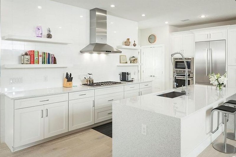 Architectural House Design - Interior - Kitchen for Contemporary House Plan #1058-180 - 4 bed, 3.5 bath