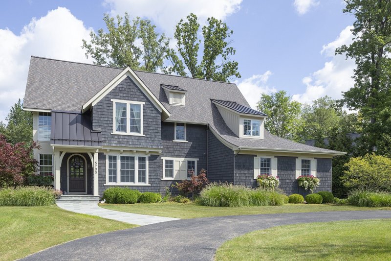 House Blueprint - Traditional Exterior - Front Elevation Plan #901-149