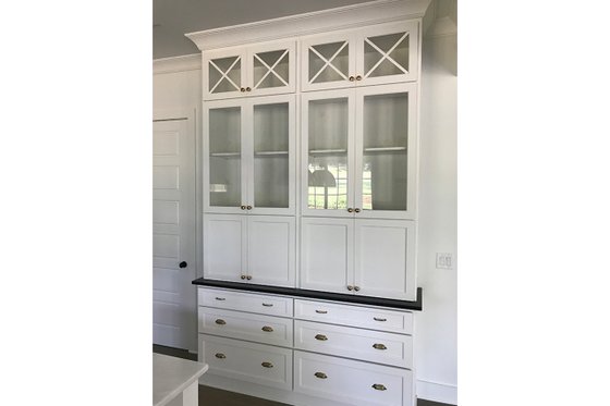 Interior - Kitchen 3 for Traditional House Plan #437-83 - 4 bed, 3.5 bath