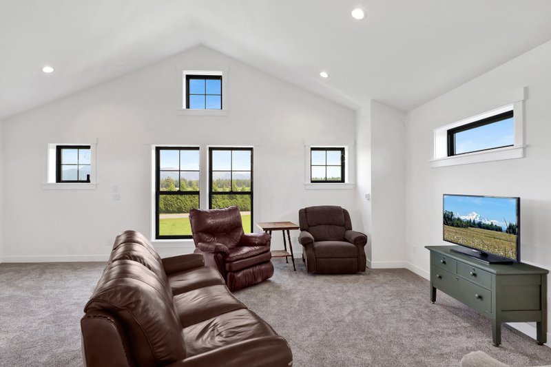 House Blueprint - Photo 11 for Barndominium House Plan #1070-275 - 1 bed, 1.5 bath
