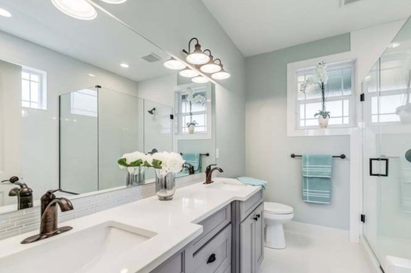 Dream House Plan - Interior - Master Bathroom for Craftsman House Plan #1070-17 - 3 bed, 2.5 bath