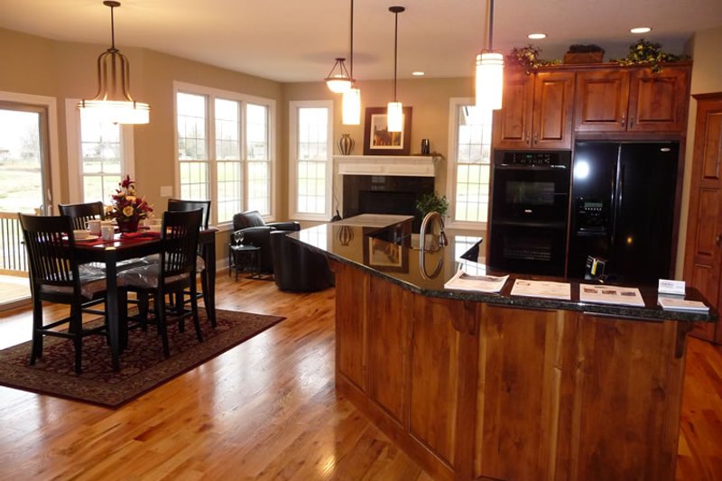Home Plan - Photo 3 for Traditional House Plan #20-2120 - 3 bed, 2.5 bath