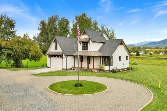 Exterior - Front Elevation 6 for Farmhouse House Plan #1070-16 - 3 bed, 2.5 bath