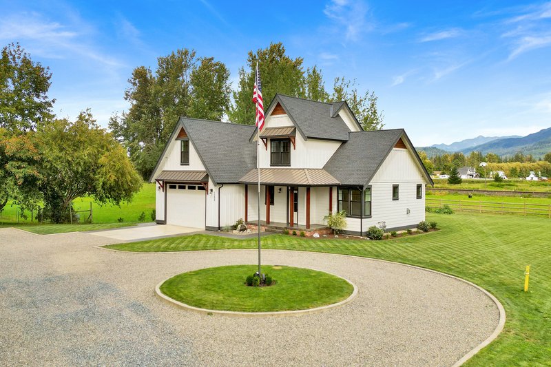 Dream House Plan - Exterior - Front Elevation 6 for Farmhouse House Plan #1070-16 - 3 bed, 2.5 bath