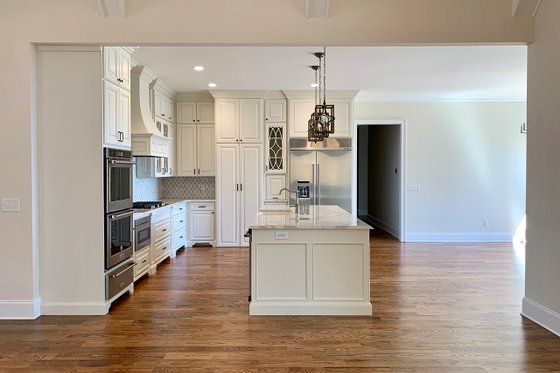 Interior - Kitchen 4 for Craftsman House Plan #437-105 - 5 bed, 5 bath