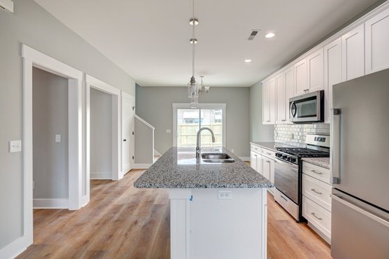 Interior - Kitchen 1 for Traditional House Plan #20-2177 - 3 bed, 2.5 bath