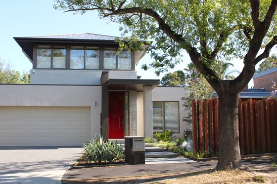 Modern style Home, front elevation