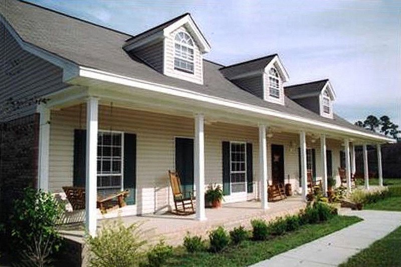 Dream House Plan - Southern Exterior - Front Elevation Plan #44-106