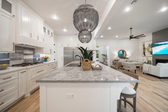 Interior - Kitchen 1 for Traditional House Plan #1098-8 - 4 bed, 4.5 bath