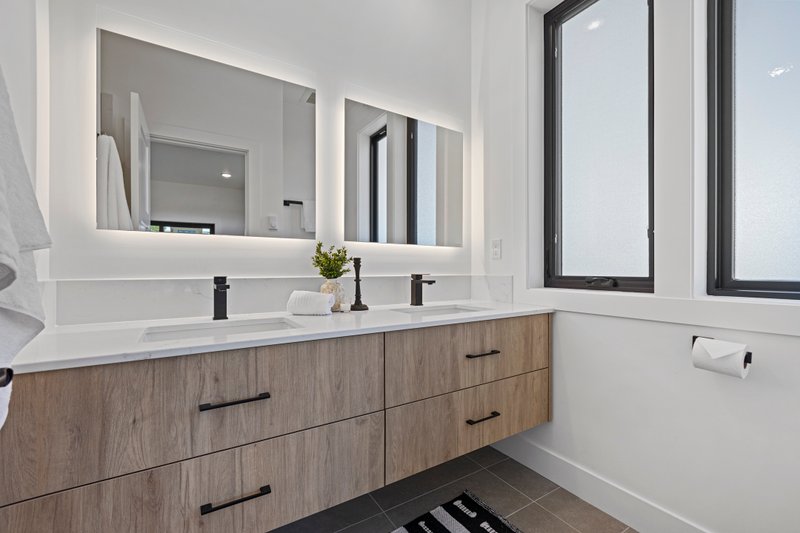 Home Plan - Interior - Master Bathroom 1 for Contemporary House Plan #1070-239 - 3 bed, 2.5 bath