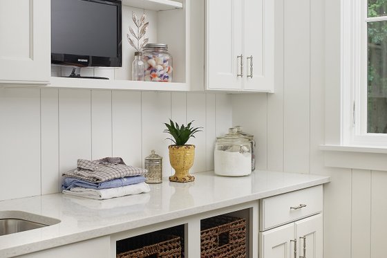 Interior - Laundry for Country House Plan #928-333 - 3 bed, 3.5 bath