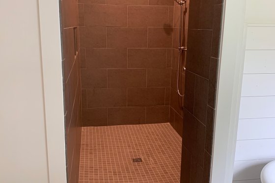 Interior - Master Bathroom for Craftsman House Plan #437-112 - 3 bed, 3.5 bath