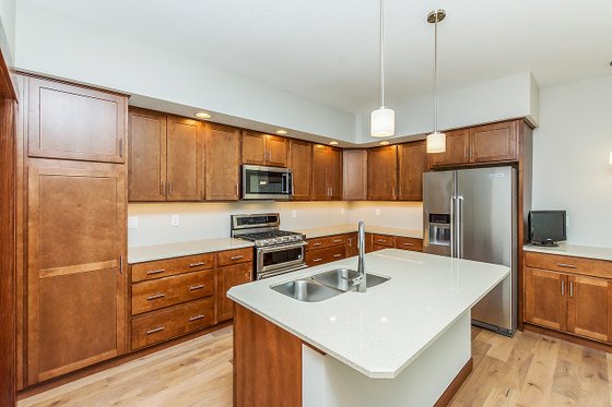 Interior - Kitchen for Ranch House Plan #70-1473 - 4 bed, 4 bath