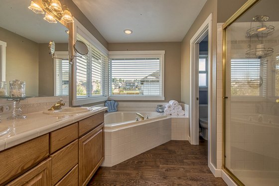 Interior - Other 13 for Craftsman House Plan #132-142 - 4 bed, 2.5 bath