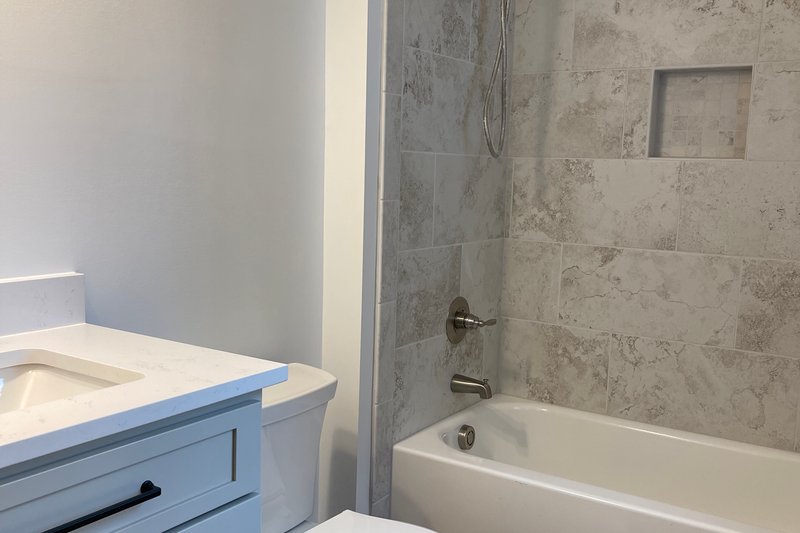 Dream House Plan - Interior - Bathroom for Farmhouse House Plan #437-126 - 4 bed, 4 bath