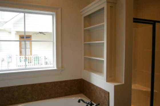 Interior - Master Bathroom for Cottage House Plan #430-63 - 3 bed, 2 bath