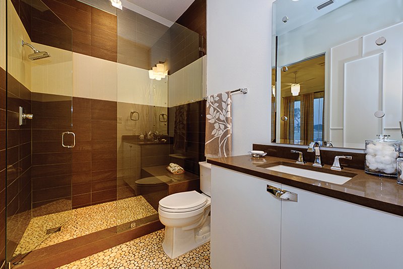Architectural House Design - Interior - Bathroom 1 for Contemporary House Plan #935-5 - 4 bed, 4 bath