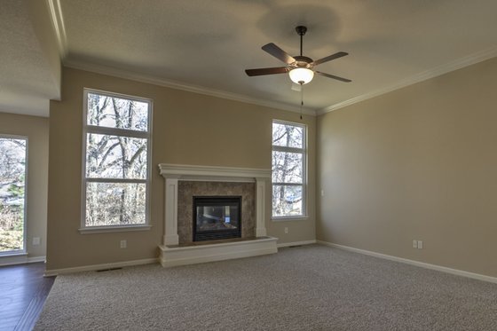Interior - Family Room for Ranch House Plan #20-1869 - 3 bed, 2 bath