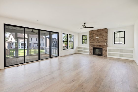 Interior - Family Room for Traditional House Plan #1080-2 - 5 bed, 4.5 bath