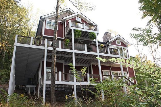 Rear view - 3150 square foot craftsman home