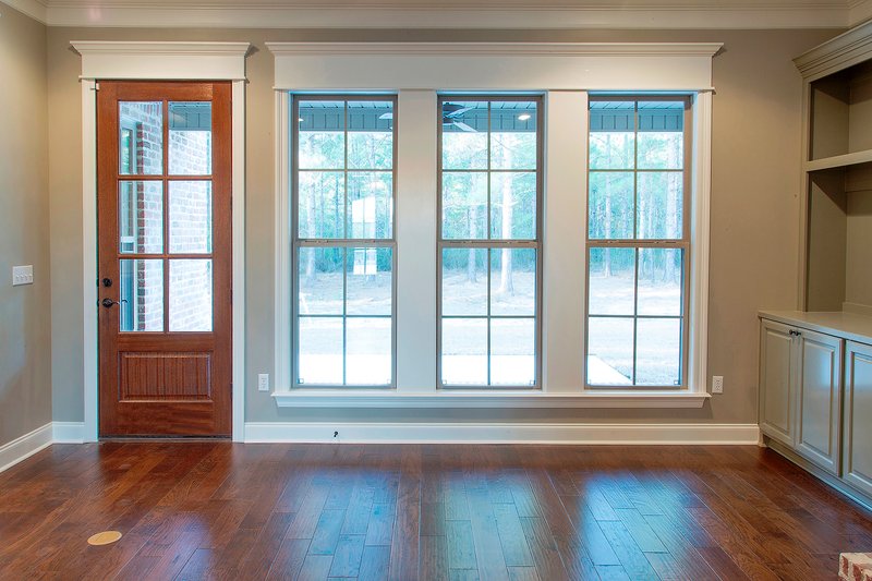 Dream House Plan - Interior - Family Room 1 for European House Plan #430-139 - 4 bed, 2.5 bath