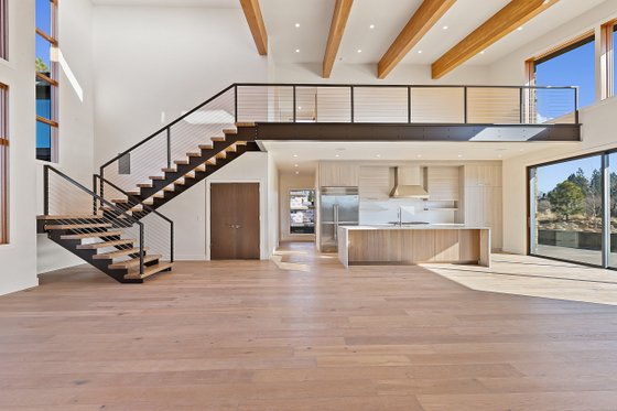 Interior - Kitchen for Contemporary House Plan #892-40 - 4 bed, 4.5 bath