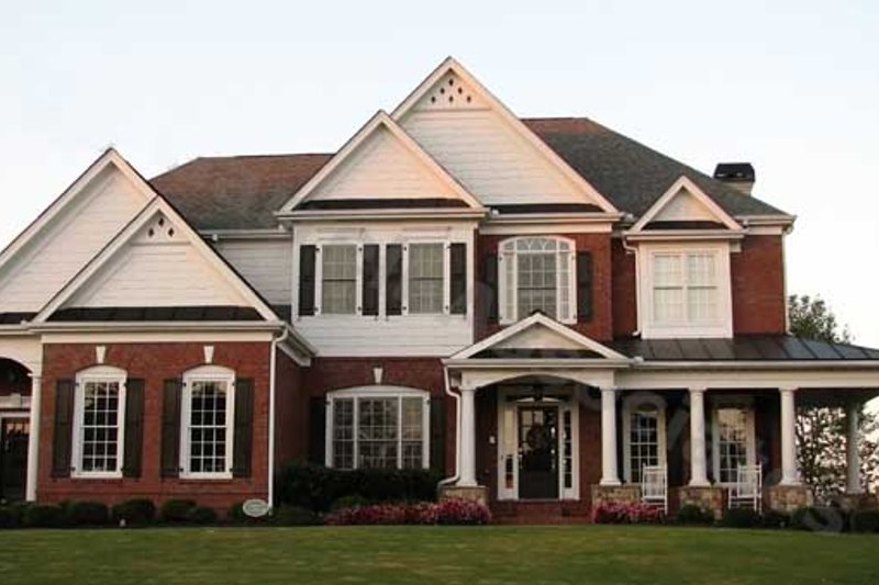 Dream House Plan - Traditional Exterior - Front Elevation Plan #54-141