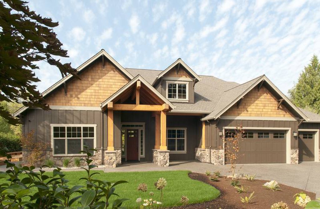 Craftsman Style House Plan - 3 Beds 2.5 Baths 2735 Sq/Ft Plan #48-542
