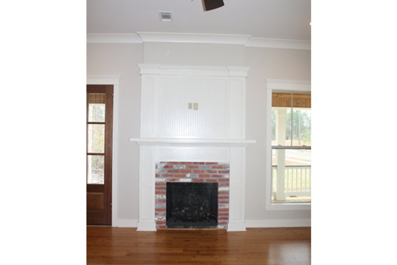 Architectural House Design - Interior - Family Room for Country House Plan #430-56 - 3 bed, 2 bath