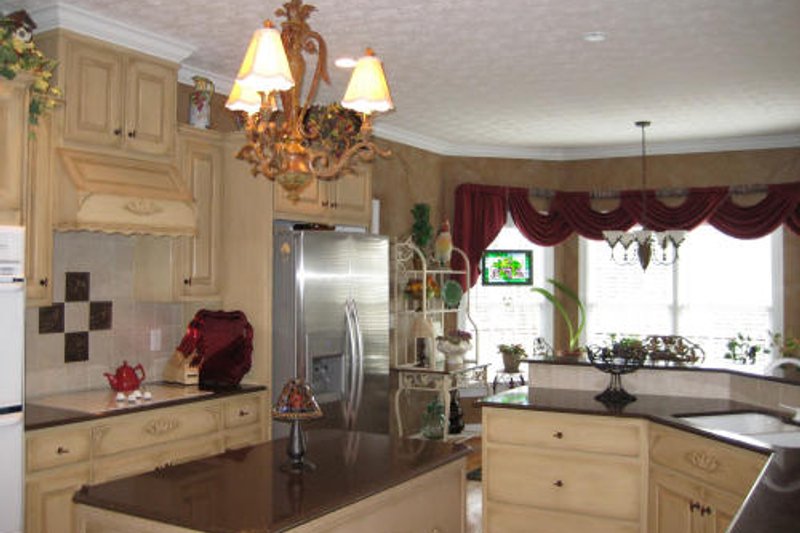 Dream House Plan - Photo 2 for European House Plan #437-4 - 3 bed, 2.5 bath