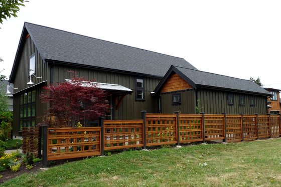 Photo 1 for Farmhouse House Plan #124-901 - 3 bed, 3 bath