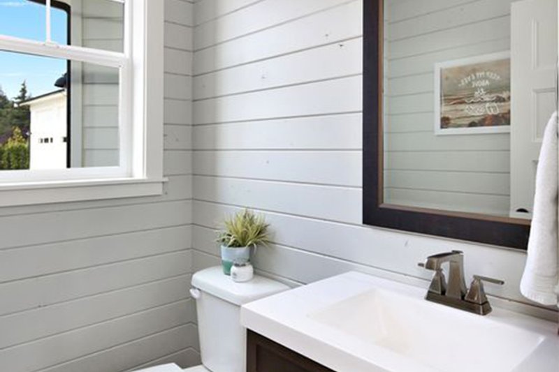 Architectural House Design - Interior - Bathroom for Farmhouse House Plan #1070-10 - 3 bed, 2.5 bath