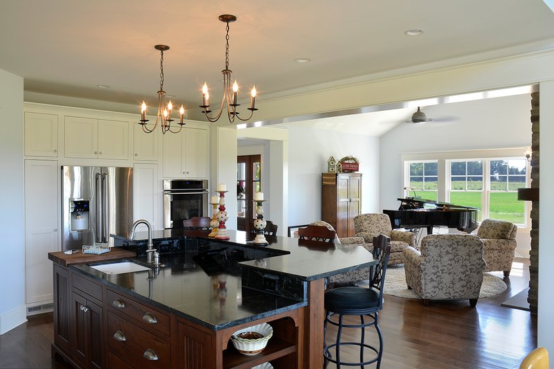 Dream House Plan - Interior - Kitchen 2 for Ranch House Plan #70-1499 - 2 bed, 2 bath