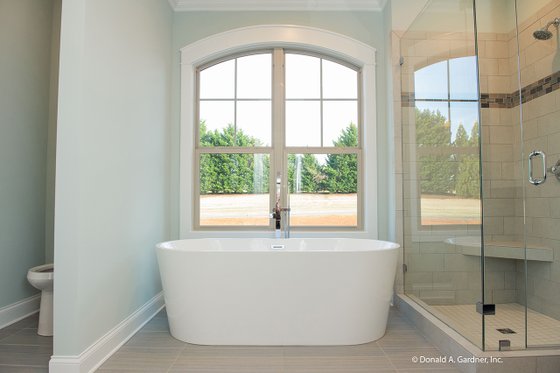 Interior - Master Bathroom for European House Plan #929-1033 - 3 bed, 2.5 bath