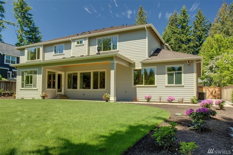 House Plan Design - Exterior - Rear Elevation for Craftsman House Plan #1066-25 - 5 bed, 5.5 bath