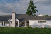 Farmhouse Style House Plan - 3 Beds 3.5 Baths 2650 Sq/Ft Plan #923-404 