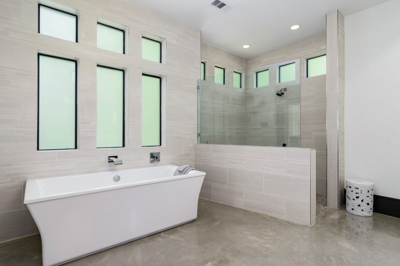 House Blueprint - Interior - Master Bathroom for Prairie House Plan #935-23 - 3 bed, 3.5 bath