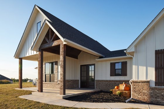 Exterior - Other Elevation for Farmhouse House Plan #430-184 - 4 bed, 2.5 bath