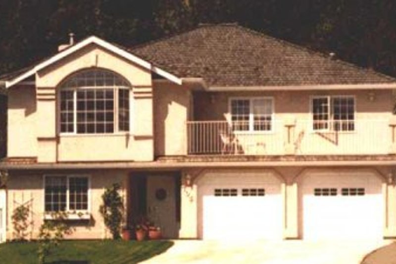 Home Plan - Mediterranean Exterior - Front Elevation Plan #18-212