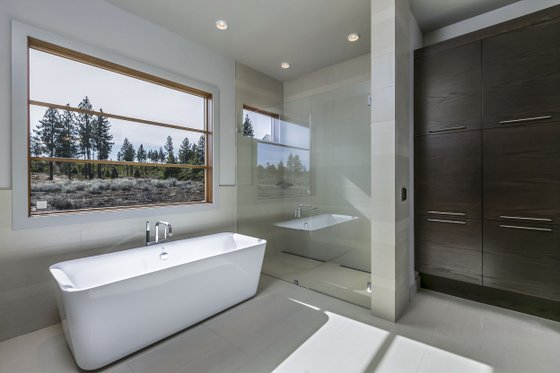 Interior - Master Bathroom for Modern House Plan #892-17 - 4 bed, 4 bath