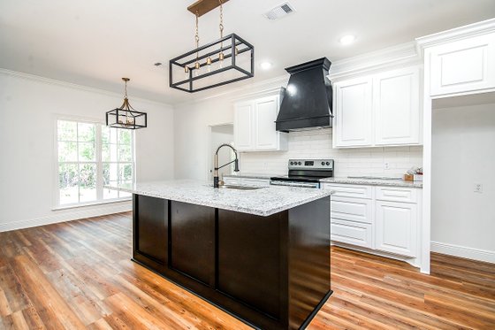 Interior - Kitchen 1 for Ranch House Plan #430-283 - 4 bed, 2 bath