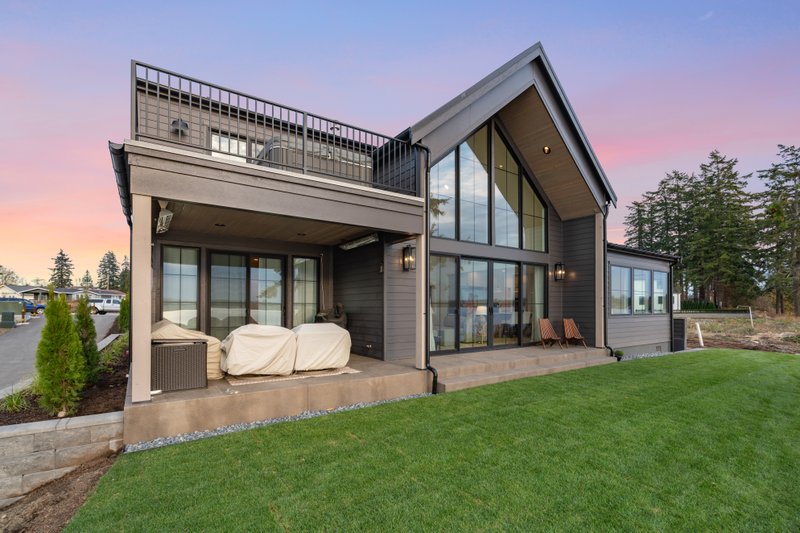 House Design - Photo 2 for Contemporary House Plan #1070-193 - 4 bed, 3.5 bath