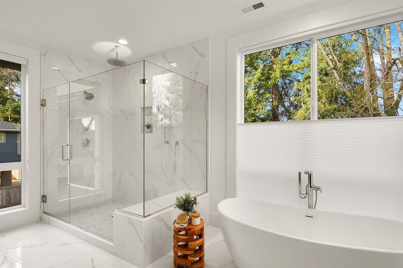 Home Plan - Interior - Master Bathroom 1 for Traditional House Plan #1066-219 - 5 bed, 4.5 bath